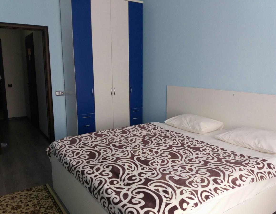 Mini Hotel Bereket Dip Astana Ngoại thất bức ảnh